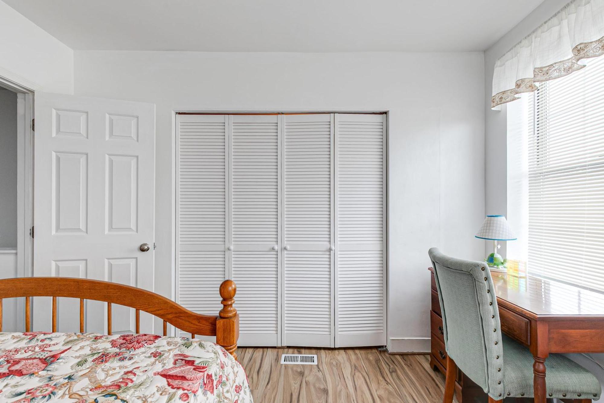 Peaceful & Spacious Family Near Carytown Fully Fenced Holiday home