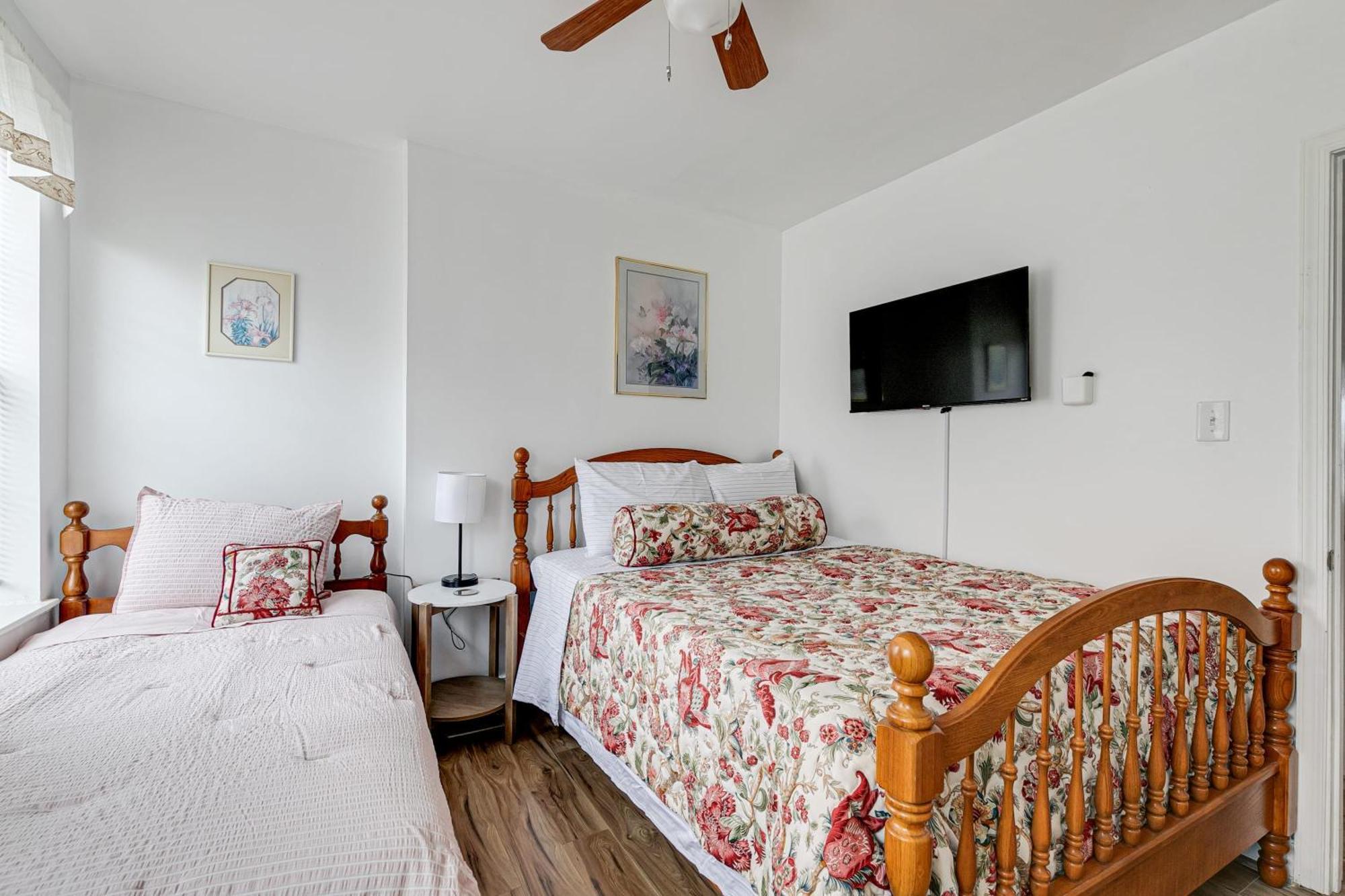 Peaceful & Spacious Family Near Carytown Fully Fenced